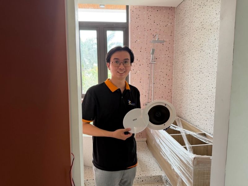 lap dat he thong loa am tran cho phong ngu nha anh tuan quan 12 (5)