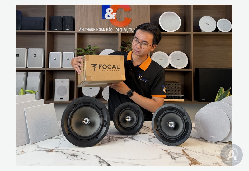 Sản phẩm và bao bì Focal được giới thiệu tại showroom