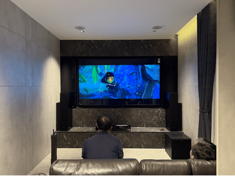 loa am tran phong khach (6)