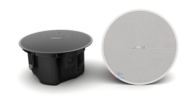 Loa am tran nghe nhac phong ngu (3)